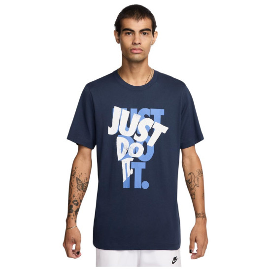 Nike Ανδρική κοντομάνικη μπλούζα Sportswear Nike Ανδρική κοντομάνικη μπλούζα Sportswear